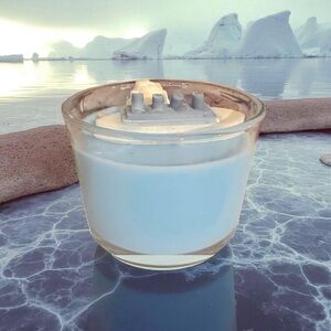 Titanic & Iceberg Soy Candle 16oz | Handcrafted Ocean Breeze Scented Candle